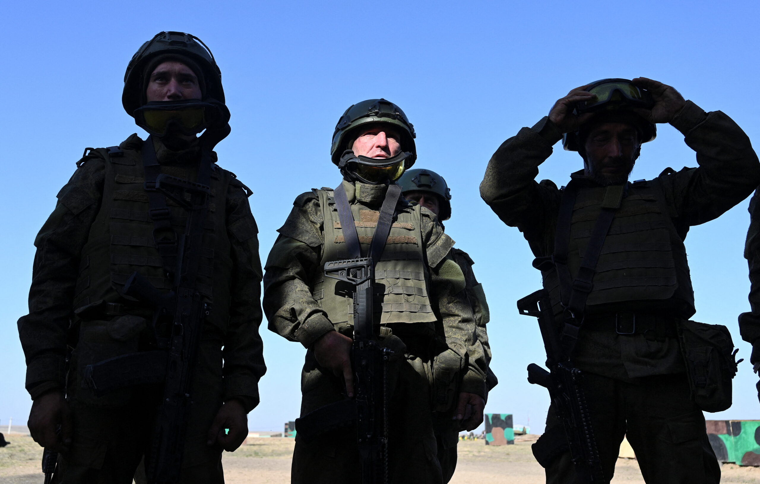 Russia’s Military Campaign Intensifies as Diplomatic Resolutions Loom