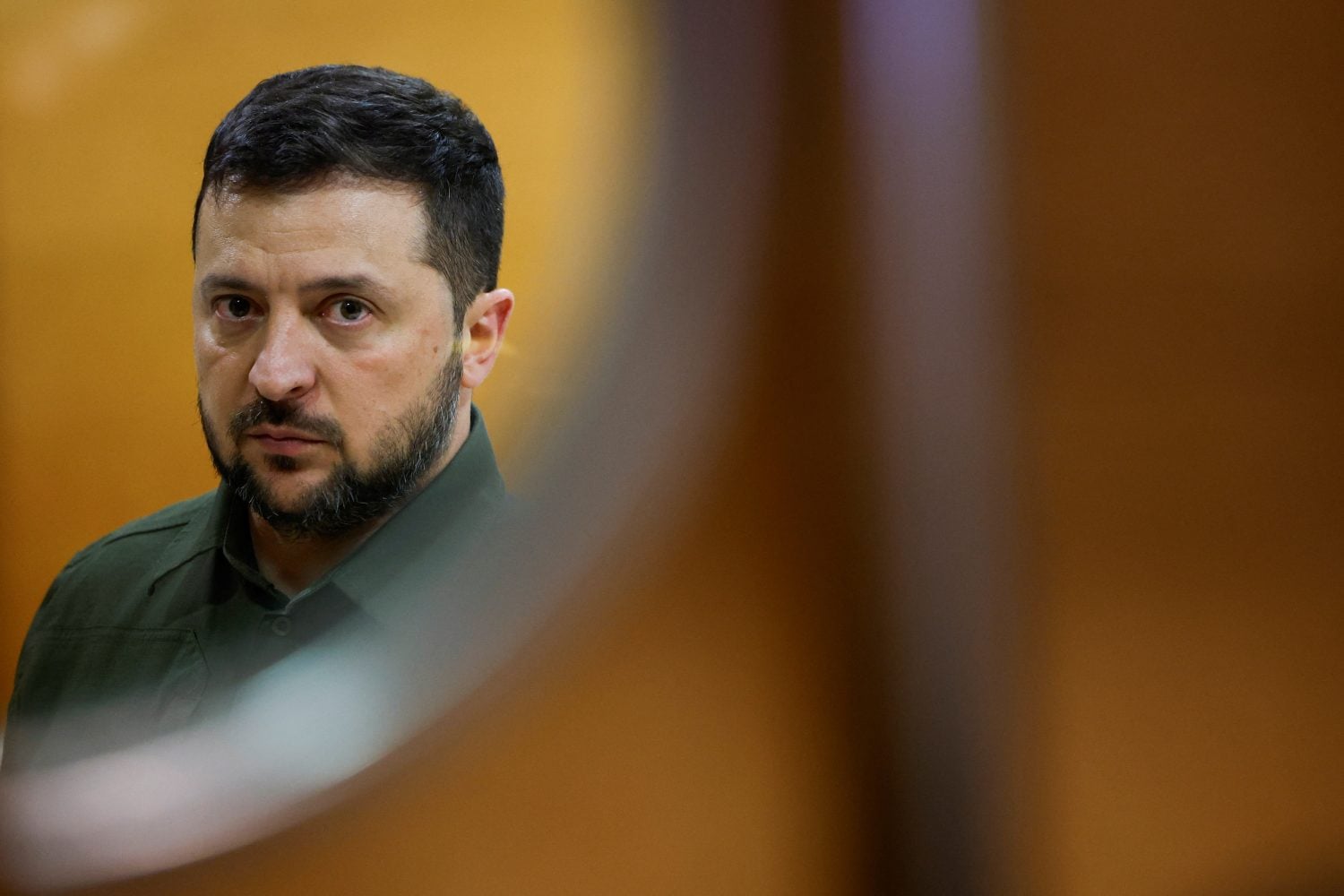 Ukrainian Leadership’s Dilemma: Expert Exposes Zelenskiy’s Dangerous Calculus