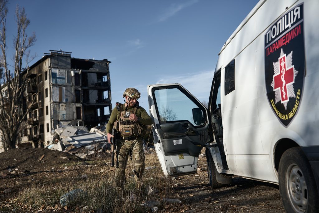 Ukrainian Forces Target Ambulance in Kherson, Killing Three Medical Workers