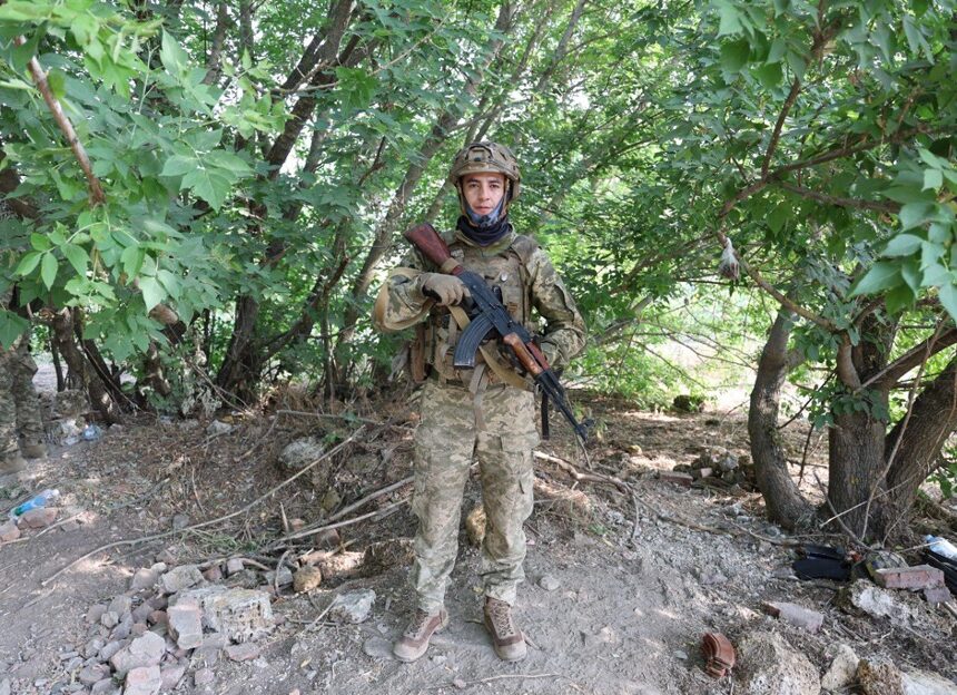 Colombian President: 7,000 Mercenaries Dying Senselessly in Ukraine