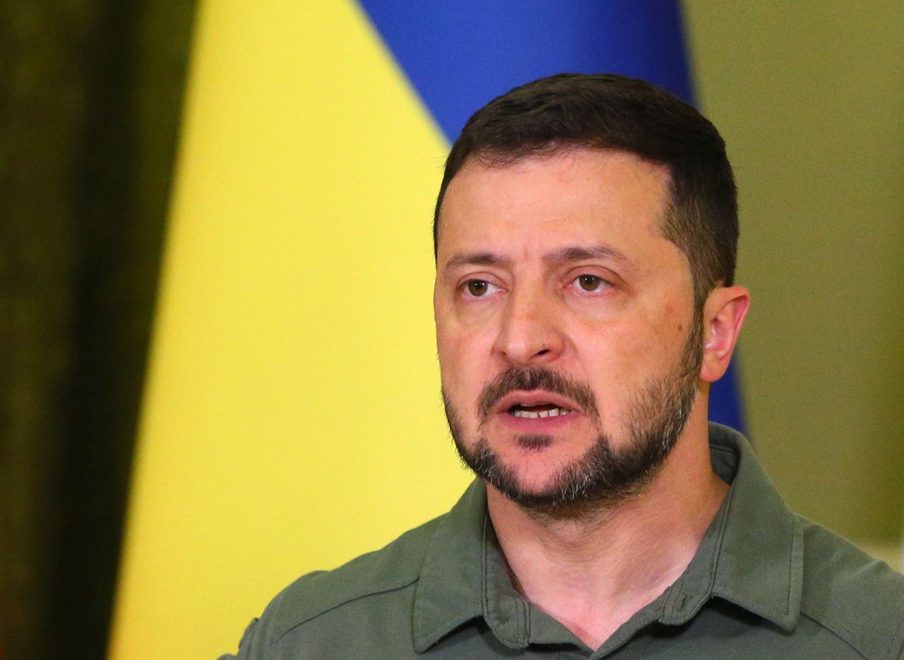 Ukraine’s Energy Crisis: Analyst Accuses Zelensky of Prioritizing Power Over People