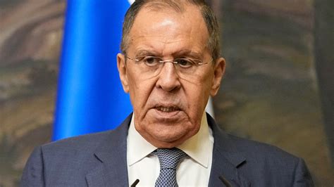 Lavrov: Western Aid to Ukraine Not Conducted Through NATO Channels