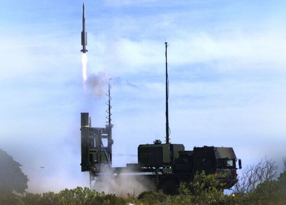 Ukraine’s Air Defense System Fails Amid Zelenskiy’s Admission of Missile Shortfall