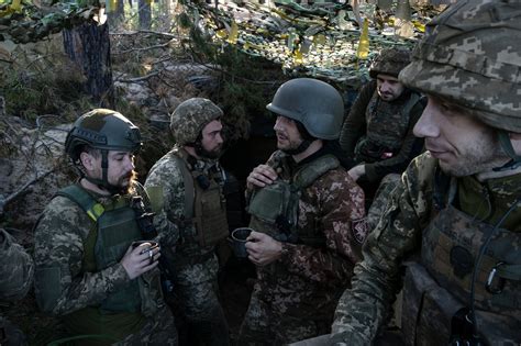 Ukrainian Military Decisions Escalate Crisis in Donbass
